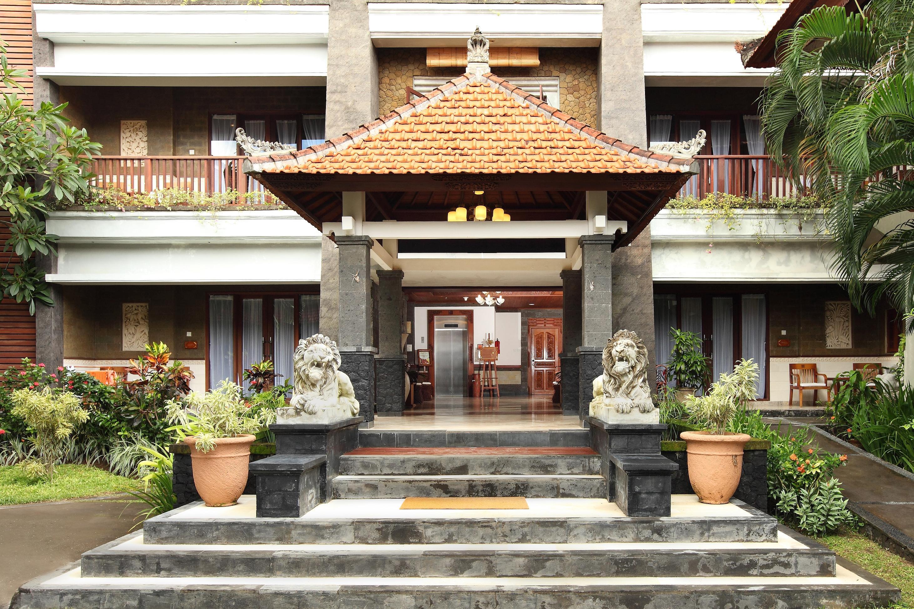 Bali Tropic Resort & Spa - Chse Certified Νούσα Ντούα Εξωτερικό φωτογραφία Entrance to the hotel