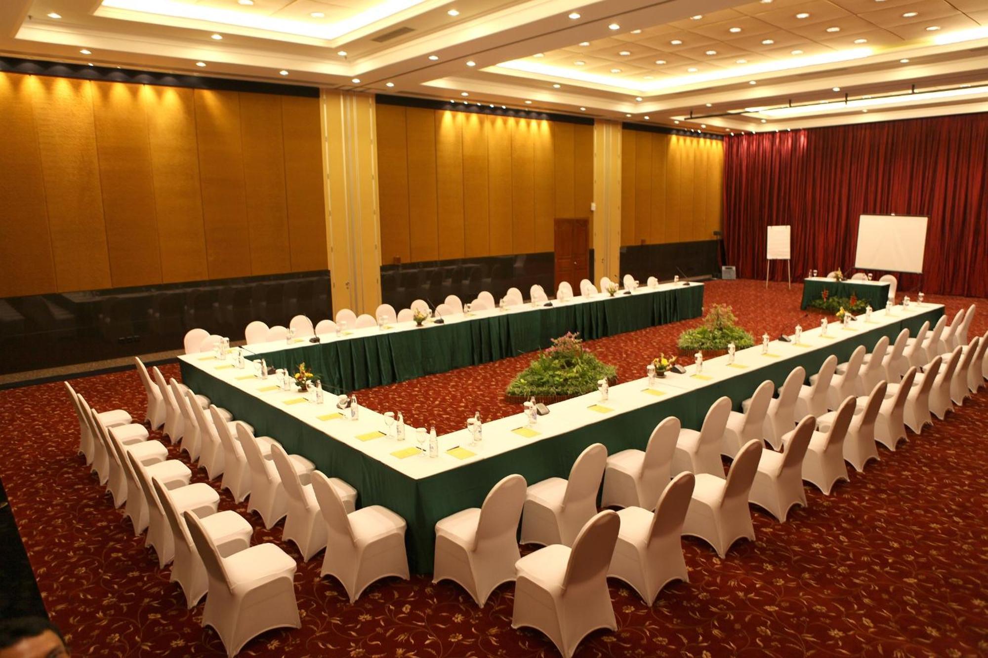 Bali Tropic Resort & Spa - Chse Certified Νούσα Ντούα Ανέσεις φωτογραφία U-shaped table layout